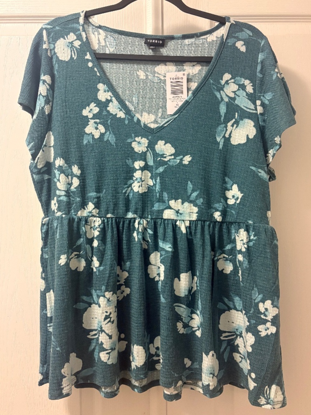 Brand new Torrid floral top